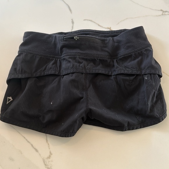 Ivivva Shorts - Picture 3 of 3